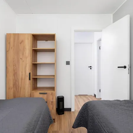 Sarnia Hq Container House In With Garden And Air Conditioning By Renters Hébergement de vacances
